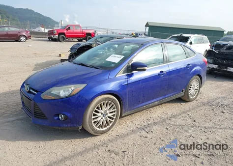 2013 Ford Focus Titanium from USA, damaged, VIN 1FADP3J22DL137109